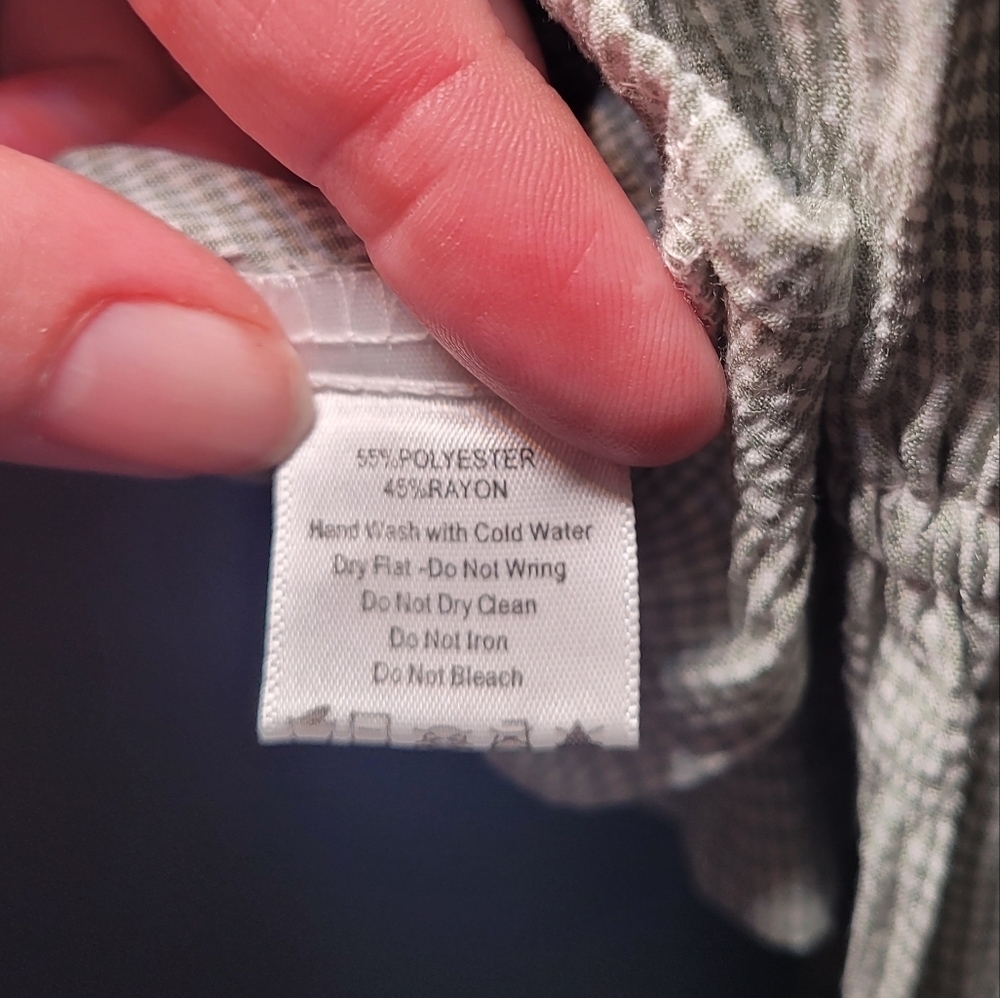 Before you puff shoulders, blouse size medium - Picture 4 of 8